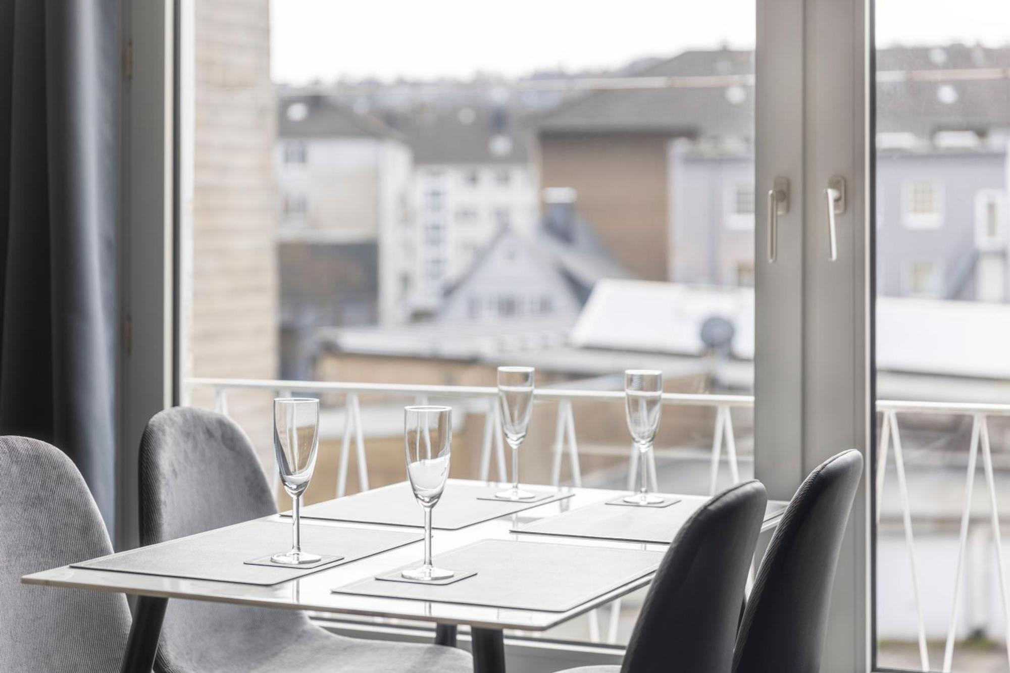 44 Apartments - Modern, Gemuetlich, Wlan, Balkon, Stellplatz Wuppertal Extérieur photo